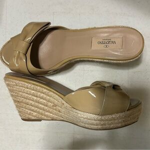 Valentino Garavani Wedge Espadrille Slide Patent Leather Nude Shoes Size 40